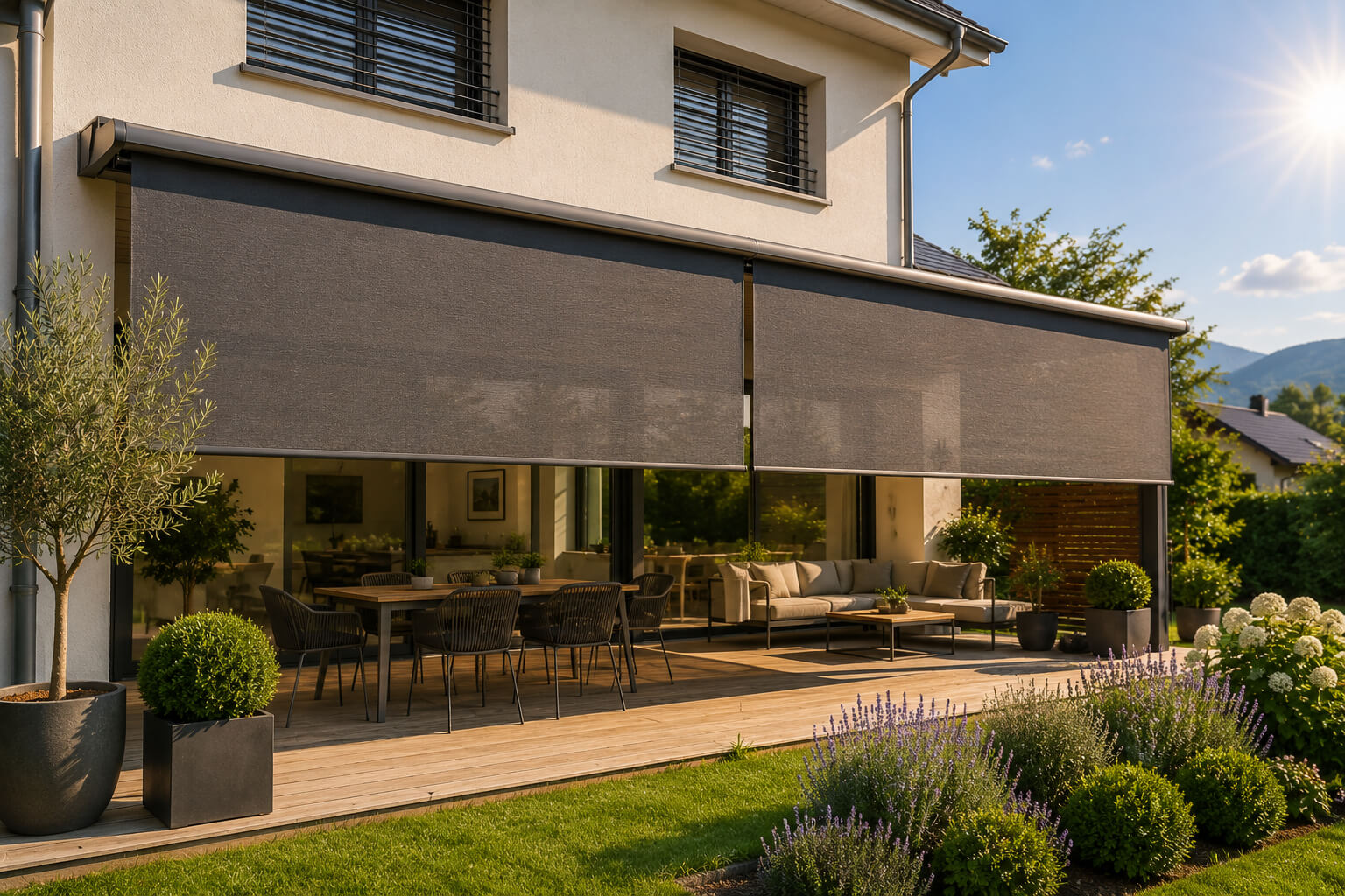 Maison suisse avec store extérieur Coolaroo pour protection contre les UV